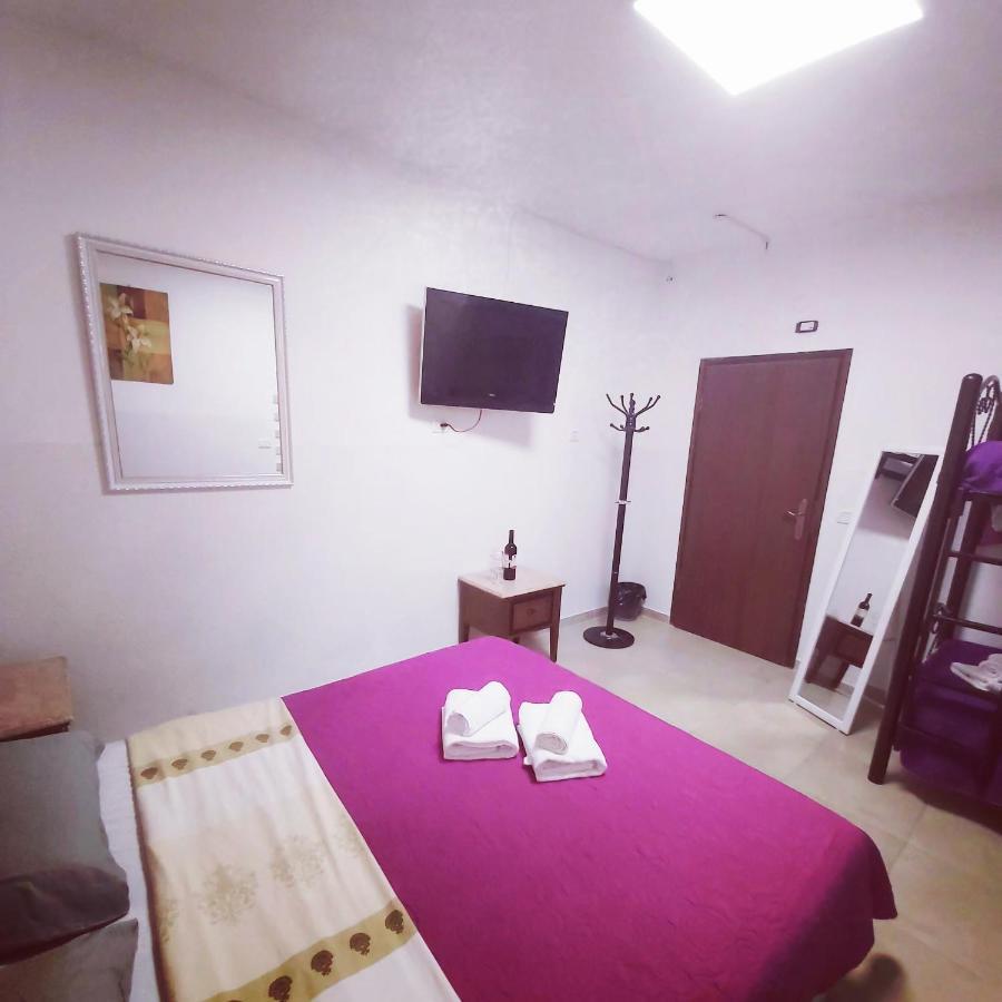 Guitar Guest House Nazareth Room photo